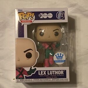 Funko pop Lex Luthor WB100 (NWT)